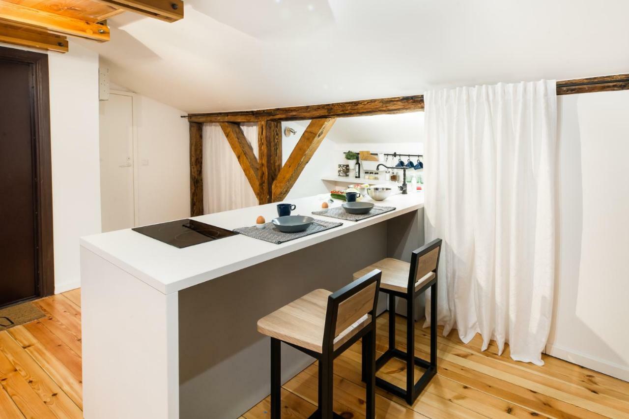 Cozy Studio Mansard Riga Old Town Aptartment, Ac Bagian luar foto