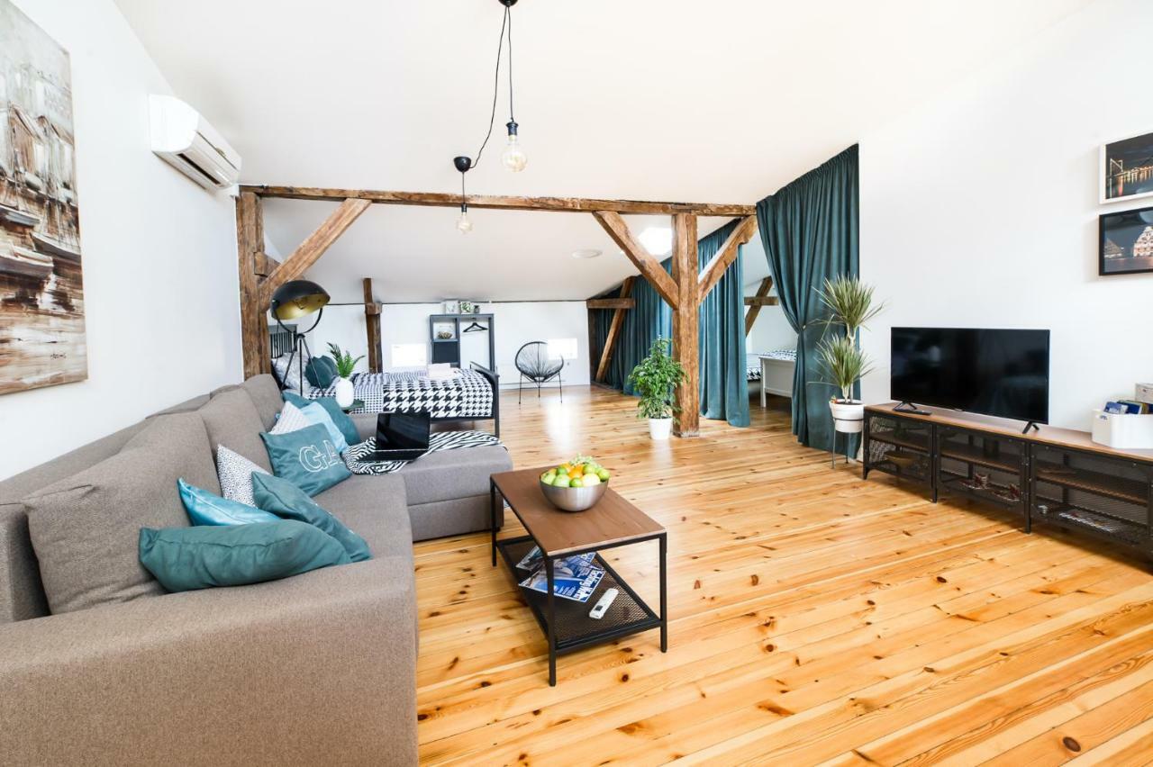 Cozy Studio Mansard Riga Old Town Aptartment, Ac Bagian luar foto