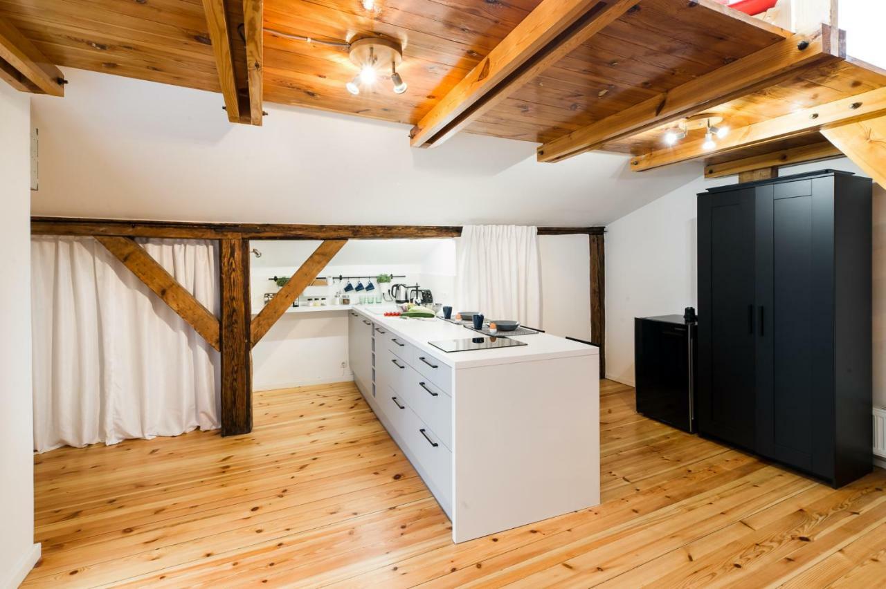 Cozy Studio Mansard Riga Old Town Aptartment, Ac Bagian luar foto